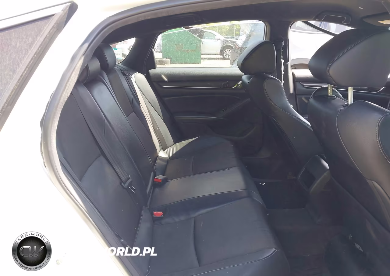 2018 Honda Accord Sport VIN:1HGCV1F35JA085453 - 8