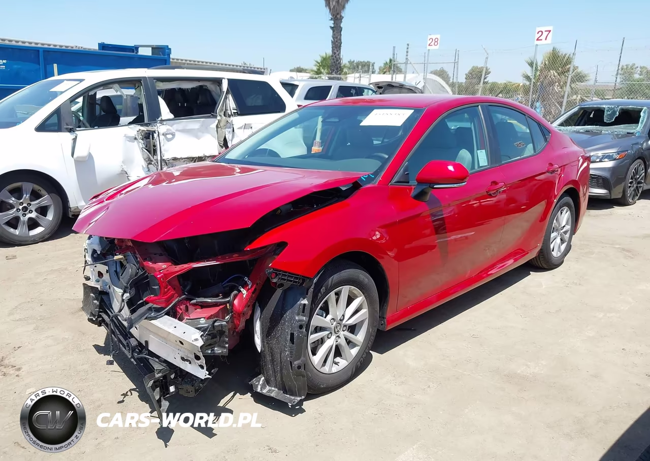 2026 Toyota Camry Le VIN:4T1DAACK6TU252510 - 2