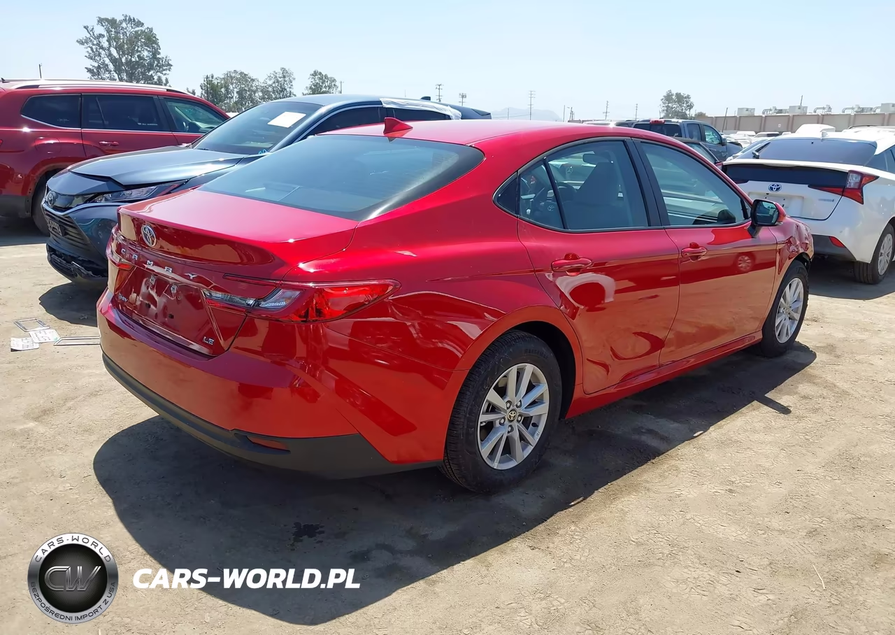 2026 Toyota Camry Le VIN:4T1DAACK6TU252510 - 4