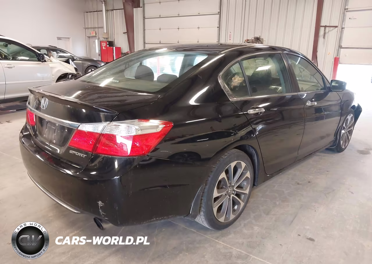 2015 Honda Accord Sport VIN:1HGCR2F58FA054247 - 4