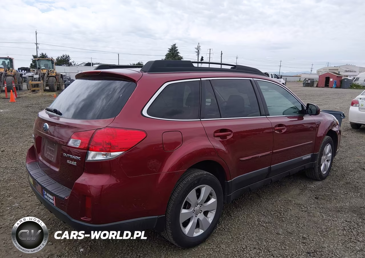 2012 Subaru Outback 2.5I Premium VIN:4S4BRBCC7C3264217 - 4