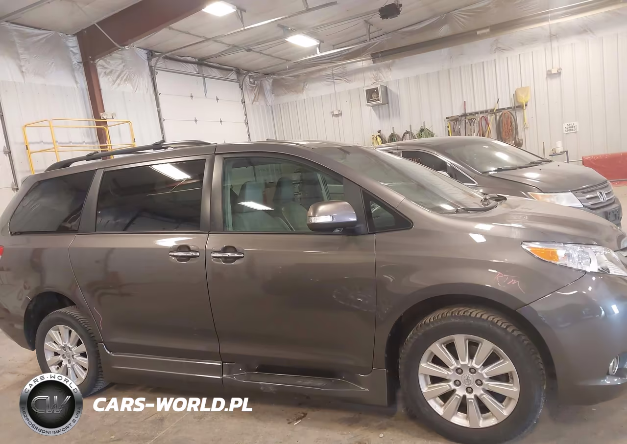 2014 Toyota Sienna Limited V6 7 Passenger VIN:5TDYK3DC9ES420962 - 13