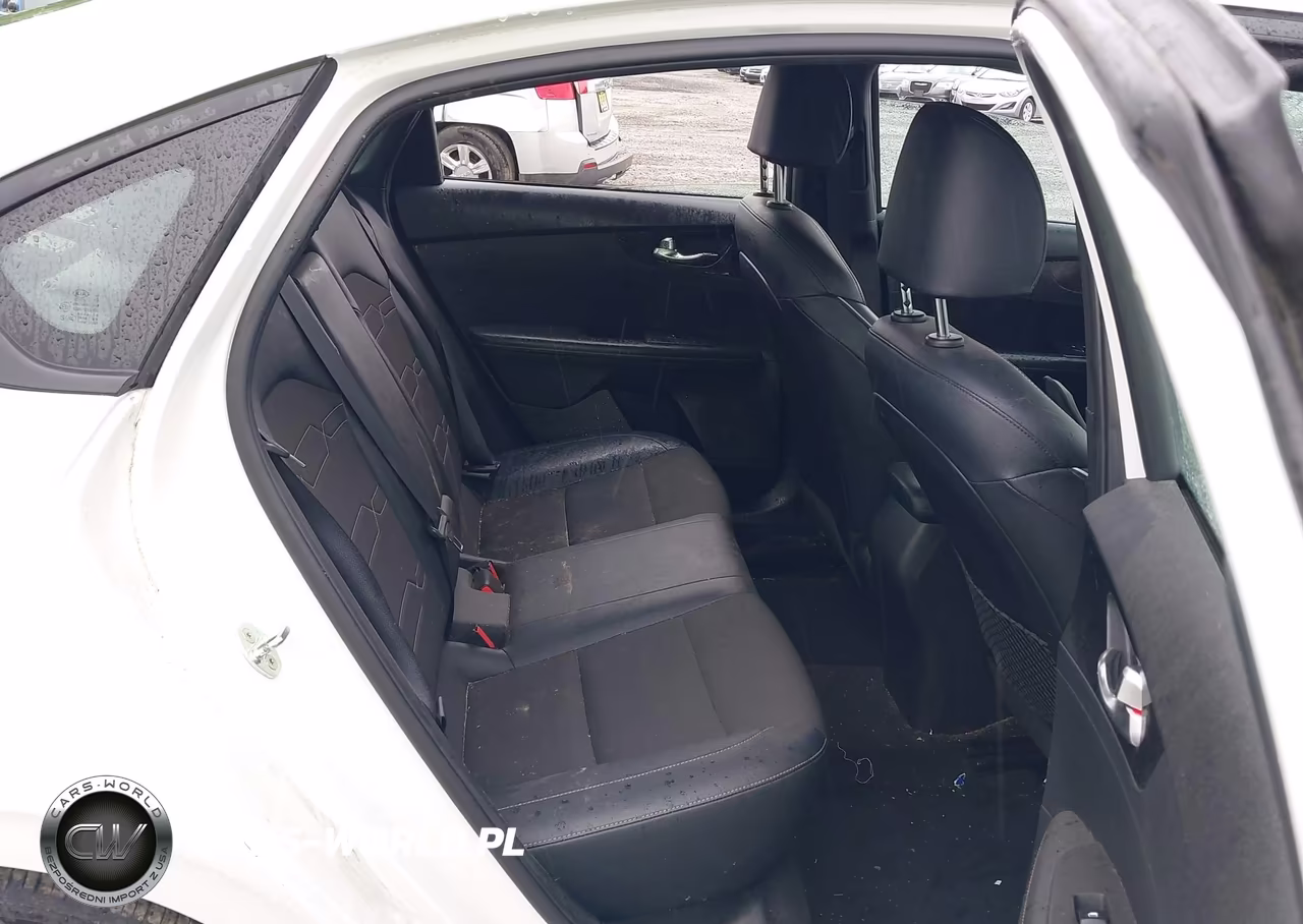 2021 Kia Forte Gt-Line VIN:3KPF34AD2ME280205 - 8
