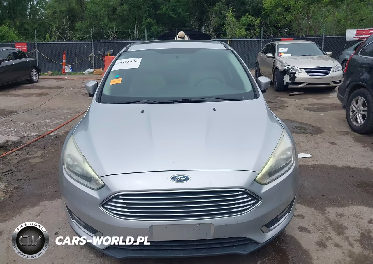 2017 Ford Focus Titanium VIN:1FADP3N22HL287656 - 12