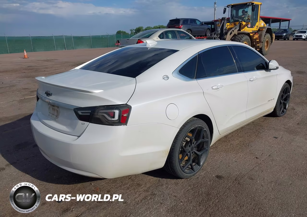 2018 Chevrolet Impala 1Lt VIN:2G1105S36J9139316 - 4