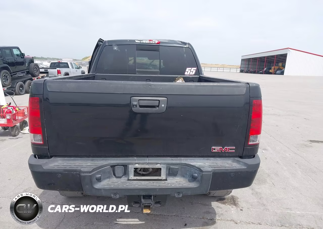 2014 GMC Sierra 3500Hd Denali VIN:1GT426E80EF136209 - 16