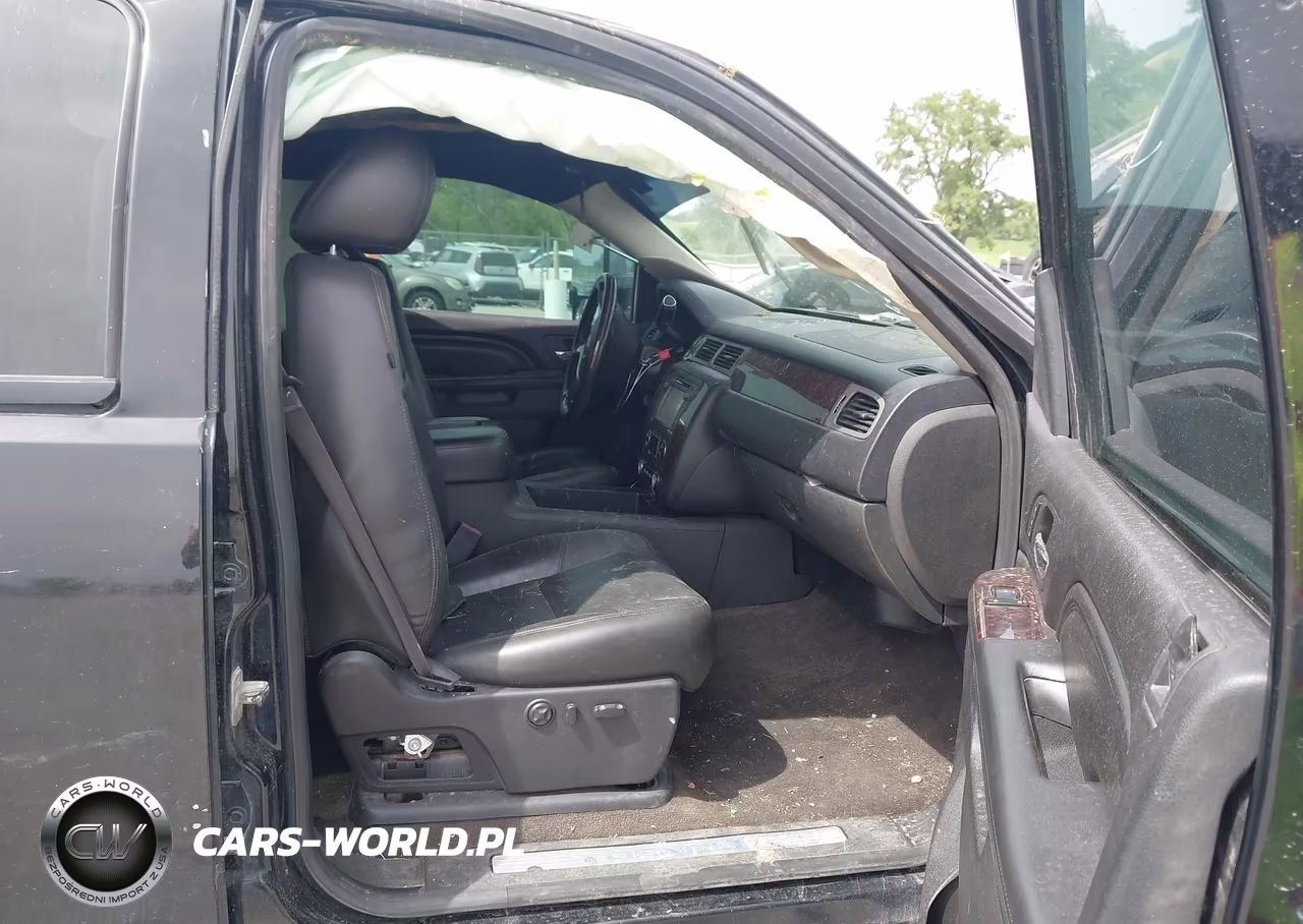 2014 GMC Sierra 3500Hd Denali VIN:1GT426E80EF136209 - 5