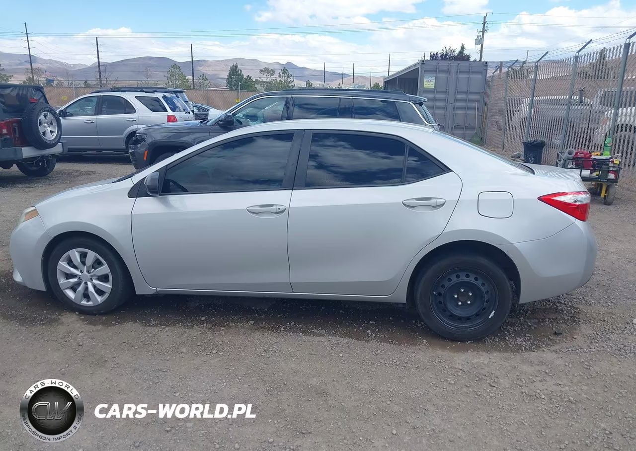 2016 Toyota Corolla Le VIN:2T1BURHE4GC597249 - 14
