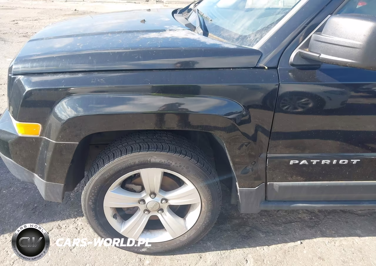 2013 Jeep Patriot Latitude VIN:1C4NJPFA4DD169531 - 6