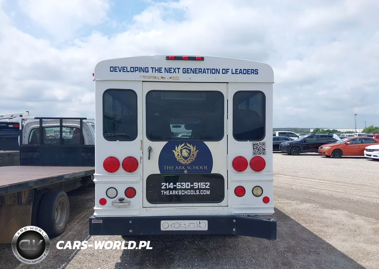2007 Chevrolet Express Cutaway Work Van VIN:1GBHG31V371162062 - 16