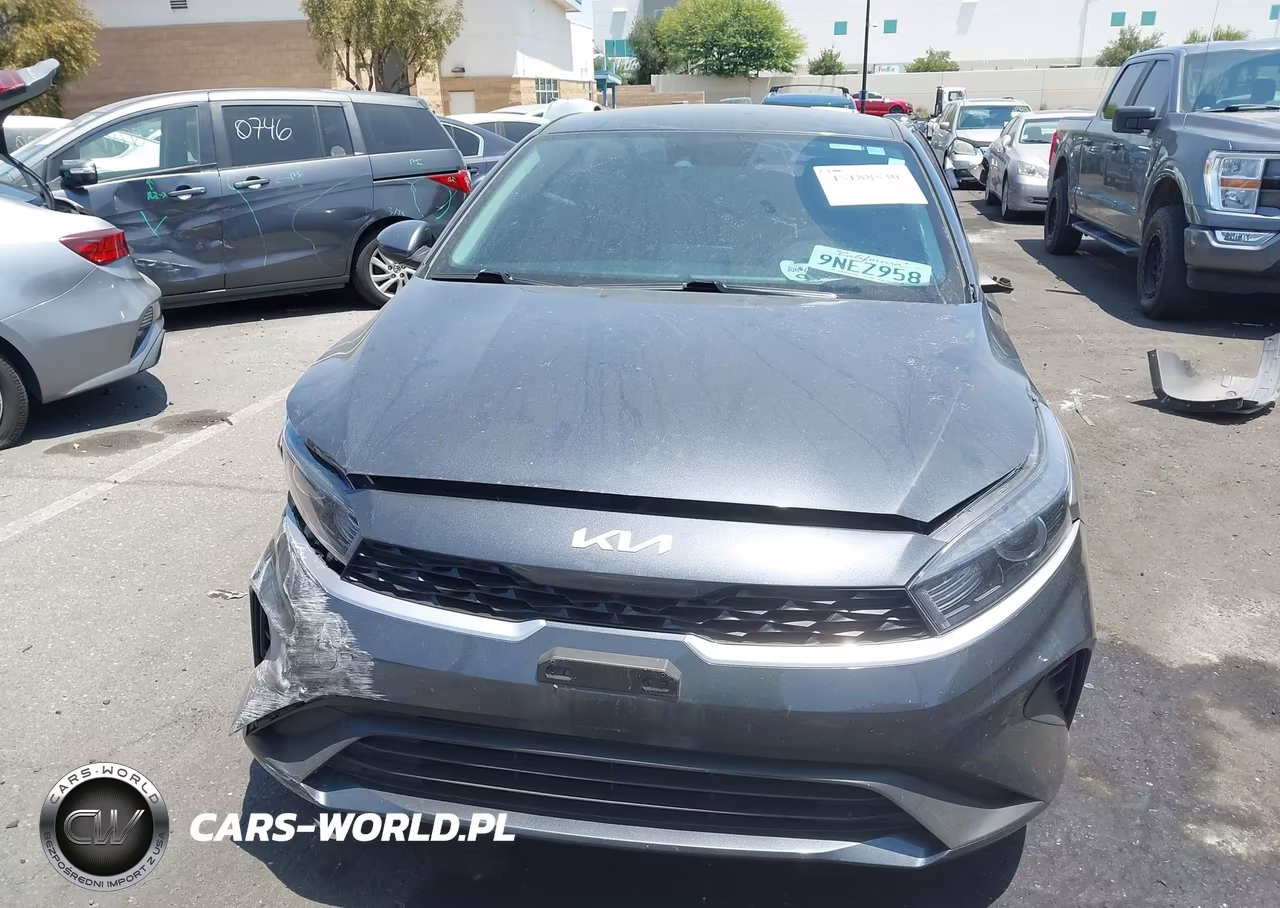 2024 Kia Forte Lxs VIN:3KPF24AD5RE801489 - 13
