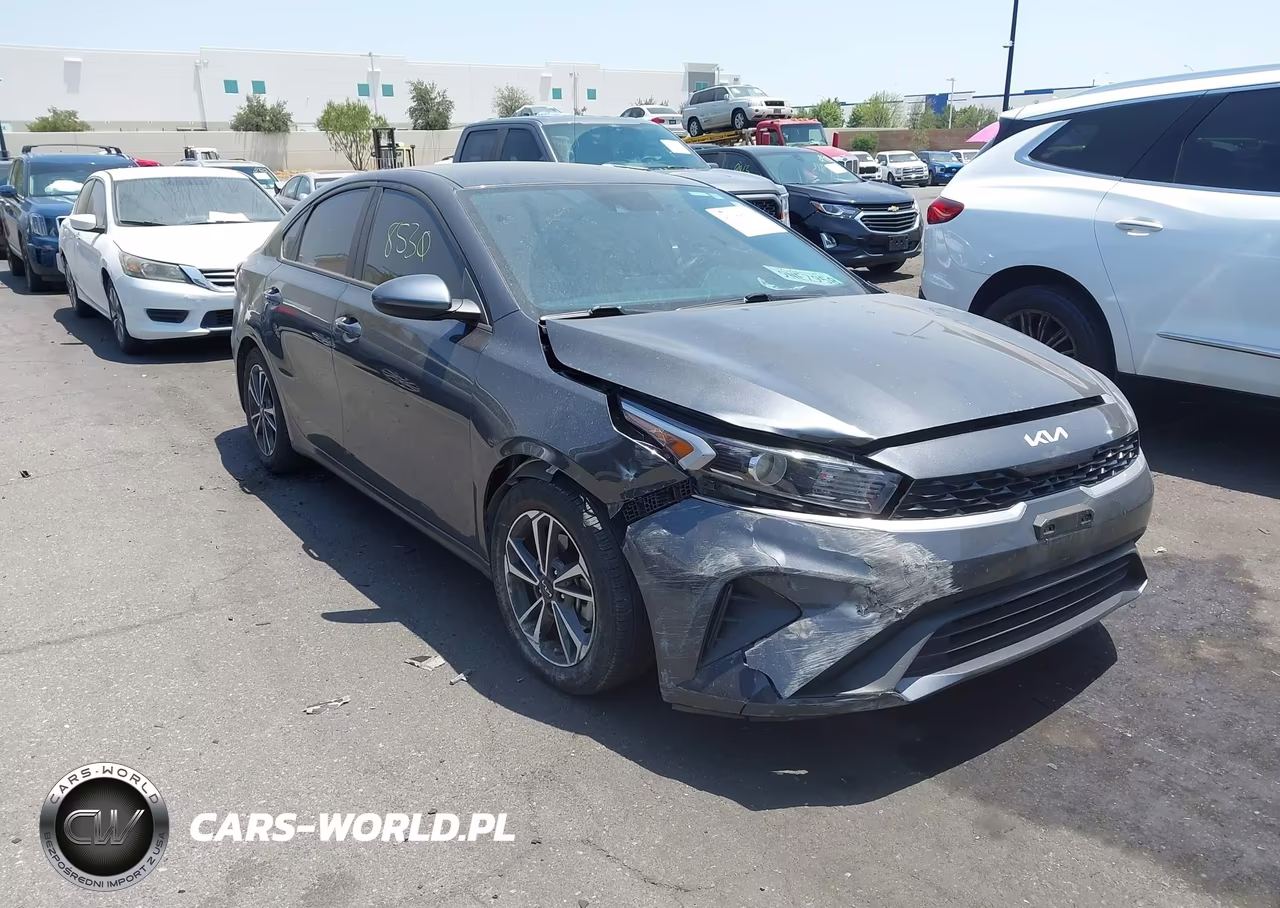 2024 Kia Forte Lxs VIN:3KPF24AD5RE801489 - 14