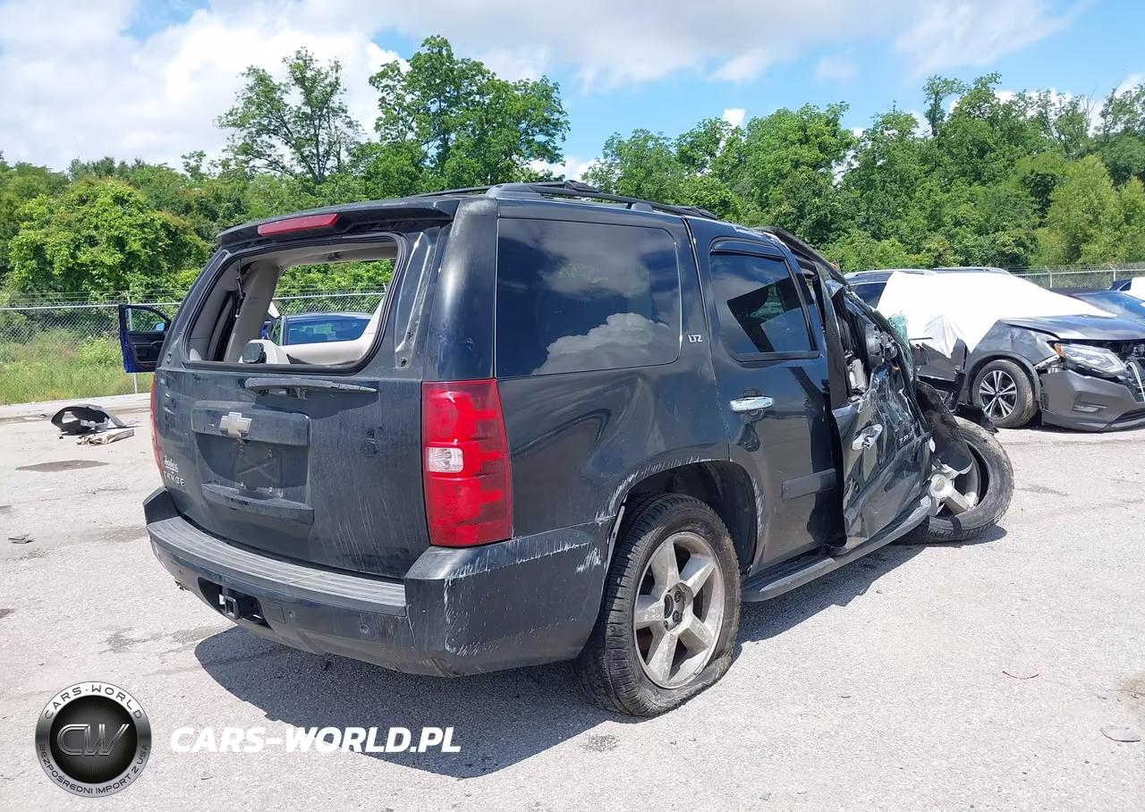 2008 Chevrolet Tahoe Ltz VIN:1GNFC13J68R195094 - 4