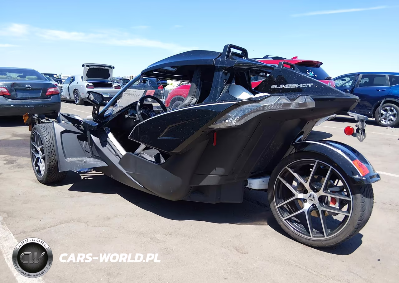 2019 Polaris Slingshot Sl VIN:57XAAPFA0K8135274 - 3