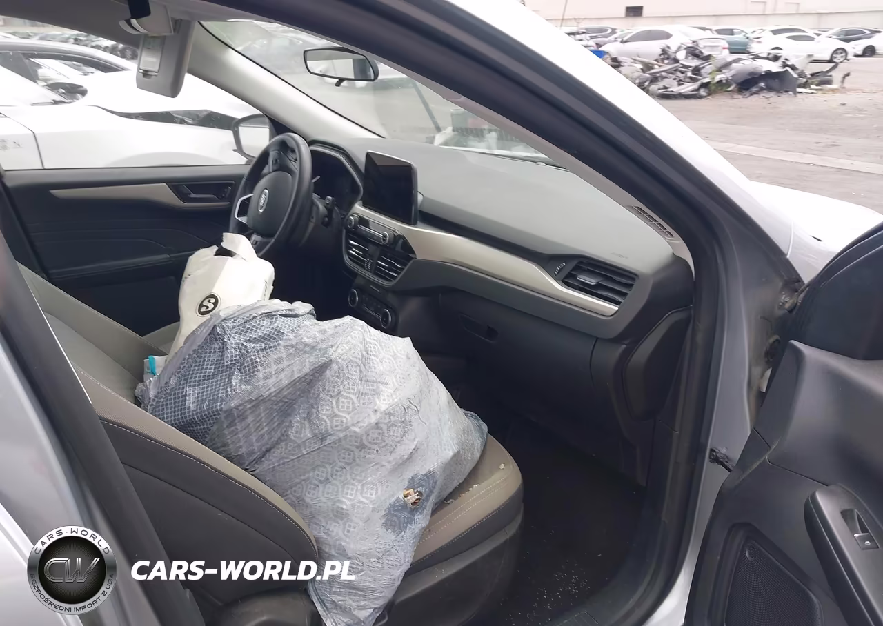 2022 Ford Escape Se VIN:1FMCU0G69NUB49241 - 5