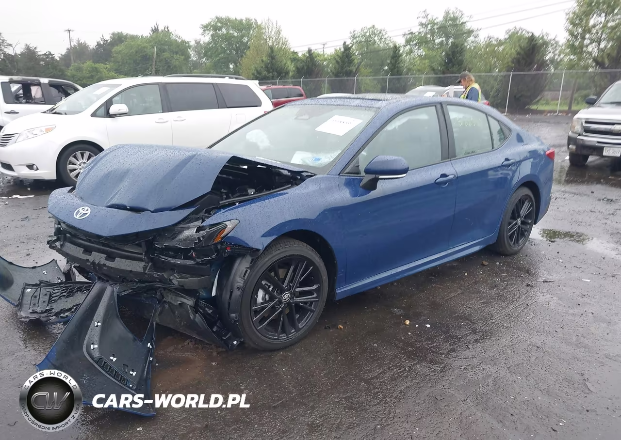 2026 Toyota Camry Se VIN:4T1DAACKXTU303880 - 2
