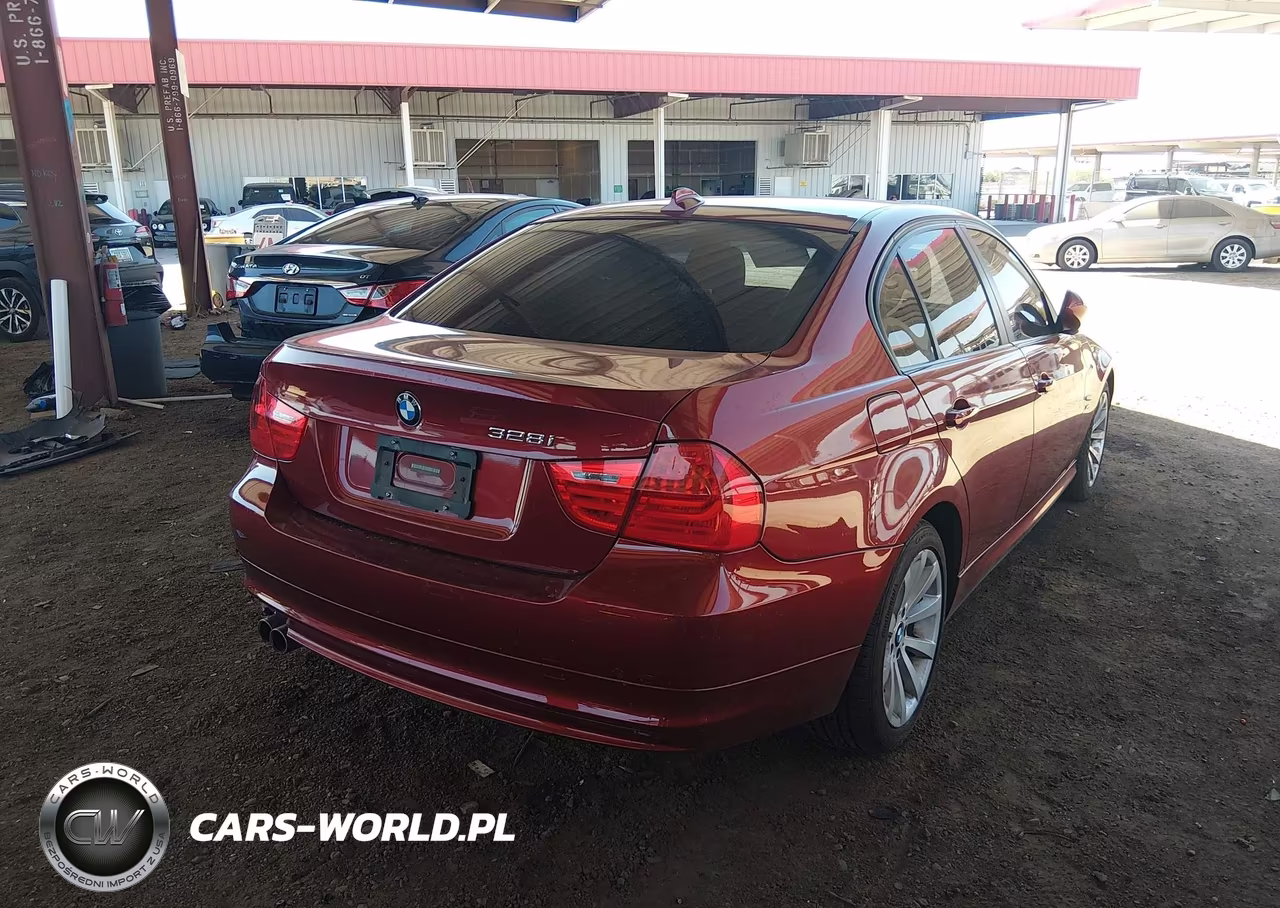 2011 BMW 328I xDrive VIN:WBAPK7C53BA974378 - 4
