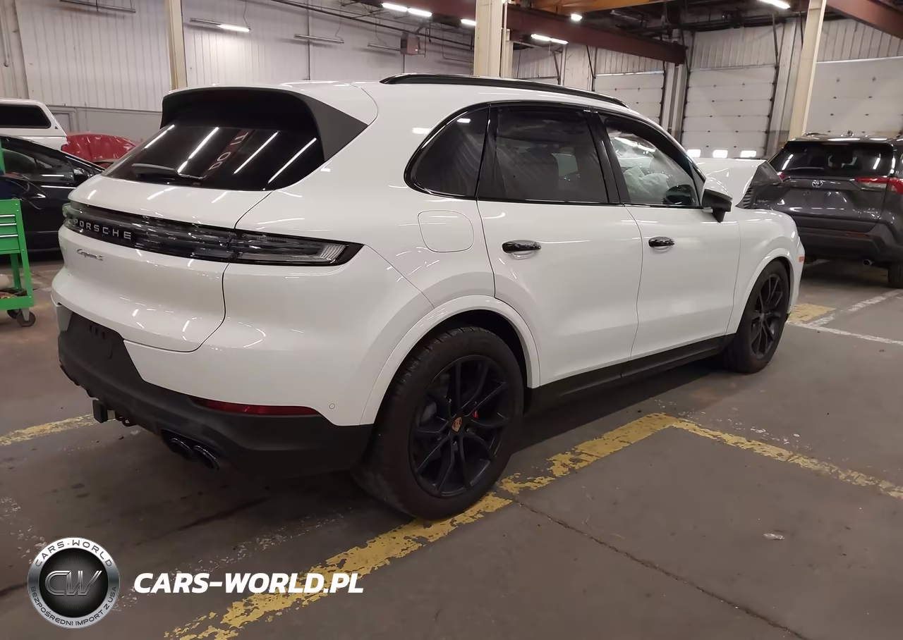 2026 Porsche Cayenne S VIN:WP1AL2AY9TDA15281 - 4