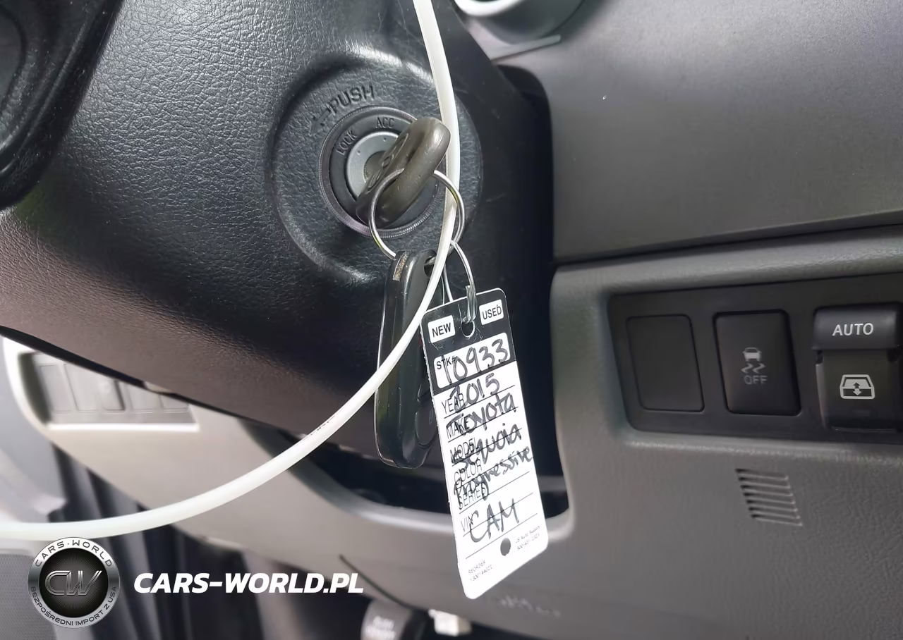 2015 Toyota Sequoia Sr5 5.7L V8 VIN:5TDZY5G18FS056950 - 11