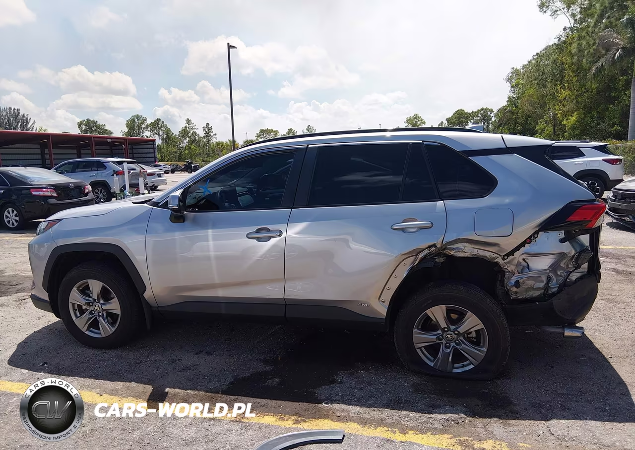 2024 Toyota Rav4 Hybrid Xle VIN:4T3RWRFV1RU113588 - 15