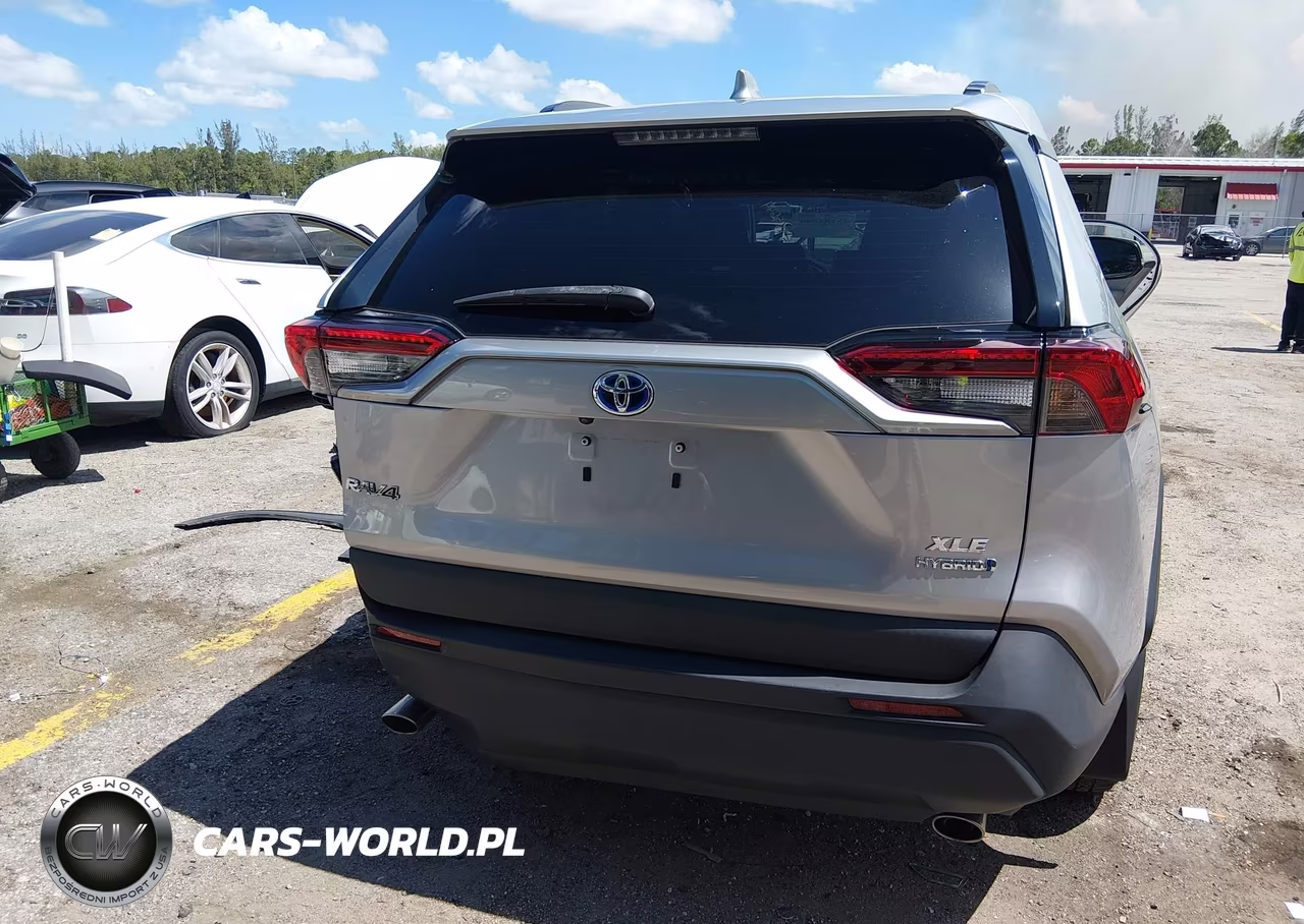 2024 Toyota Rav4 Hybrid Xle VIN:4T3RWRFV1RU113588 - 17