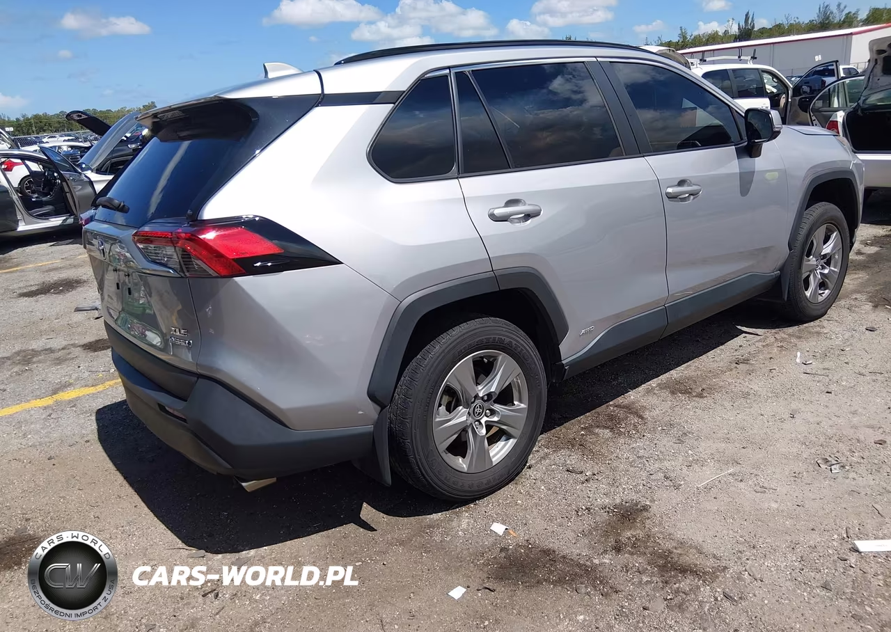 2024 Toyota Rav4 Hybrid Xle VIN:4T3RWRFV1RU113588 - 4