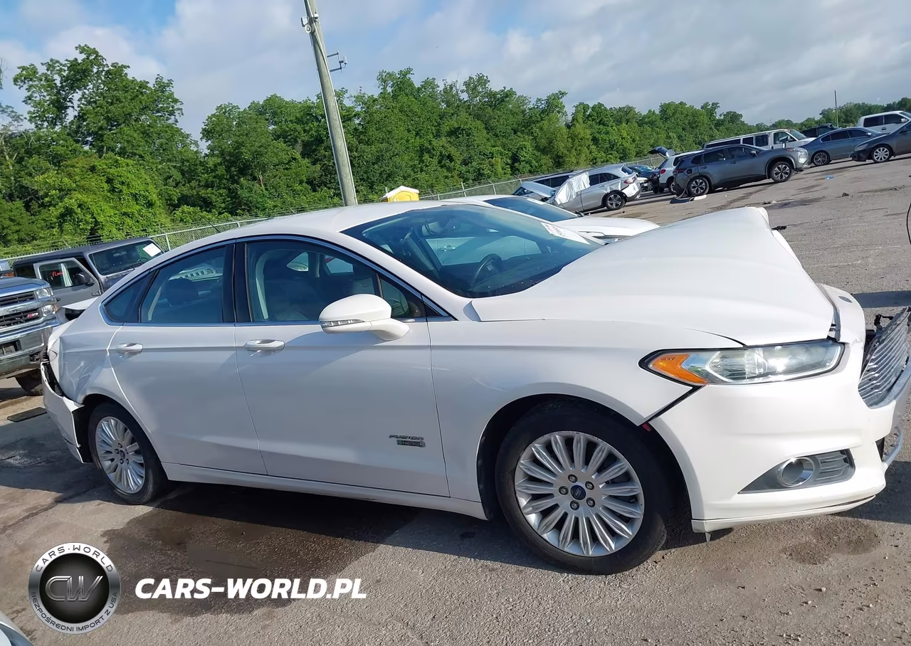 2013 Ford Fusion Energi Se Luxury VIN:3FA6P0PU0DR233144 - 13