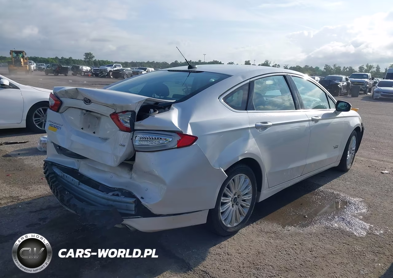 2013 Ford Fusion Energi Se Luxury VIN:3FA6P0PU0DR233144 - 4