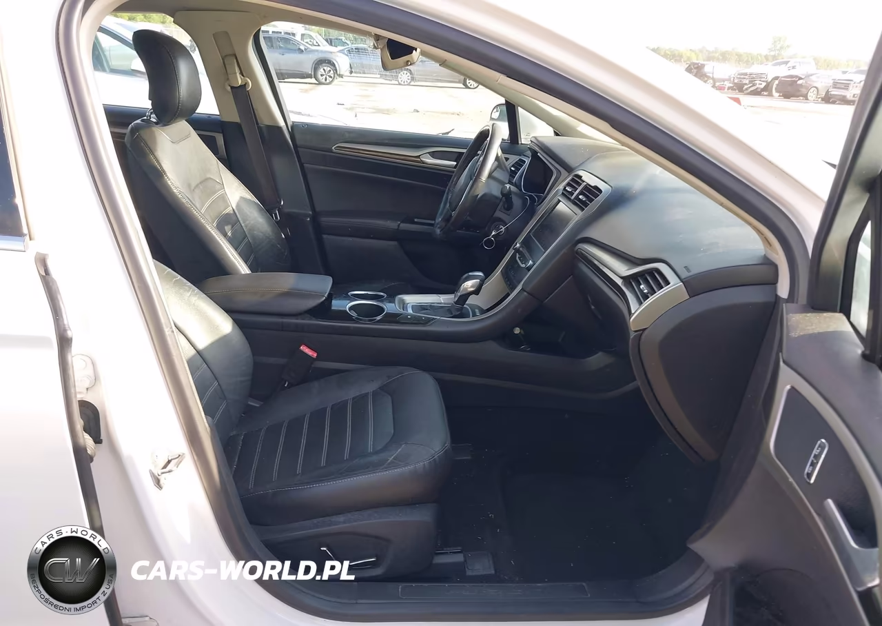 2013 Ford Fusion Energi Se Luxury VIN:3FA6P0PU0DR233144 - 5