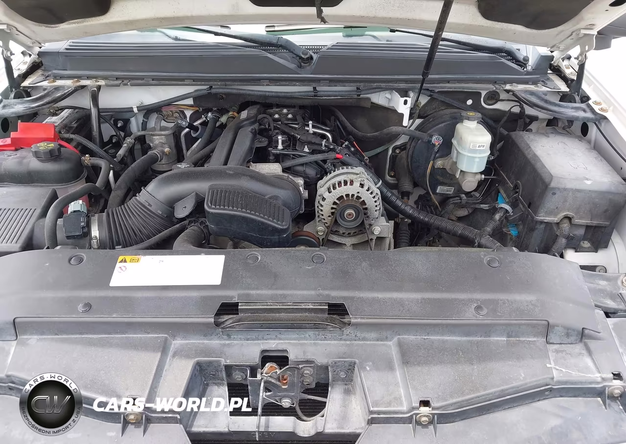 2011 Chevrolet Tahoe Ls VIN:1GNSCAE01BR389655 - 10
