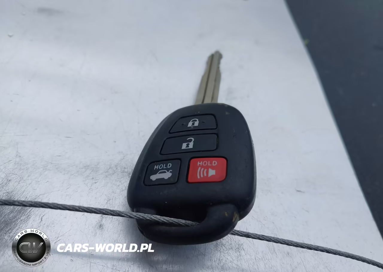 2017 Toyota Corolla Le VIN:2T1BURHE3HC930820 - 11