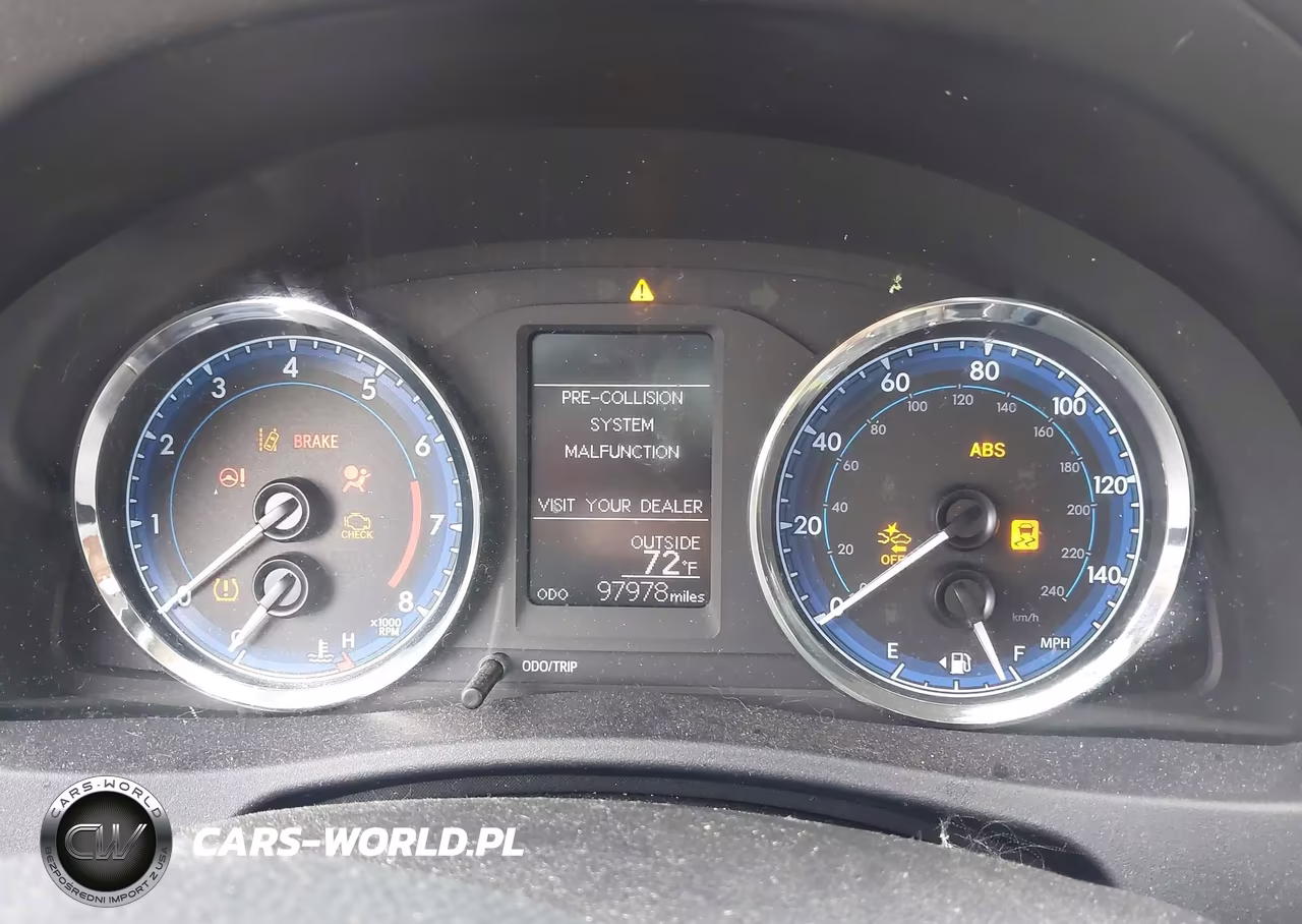 2017 Toyota Corolla Le VIN:2T1BURHE3HC930820 - 7
