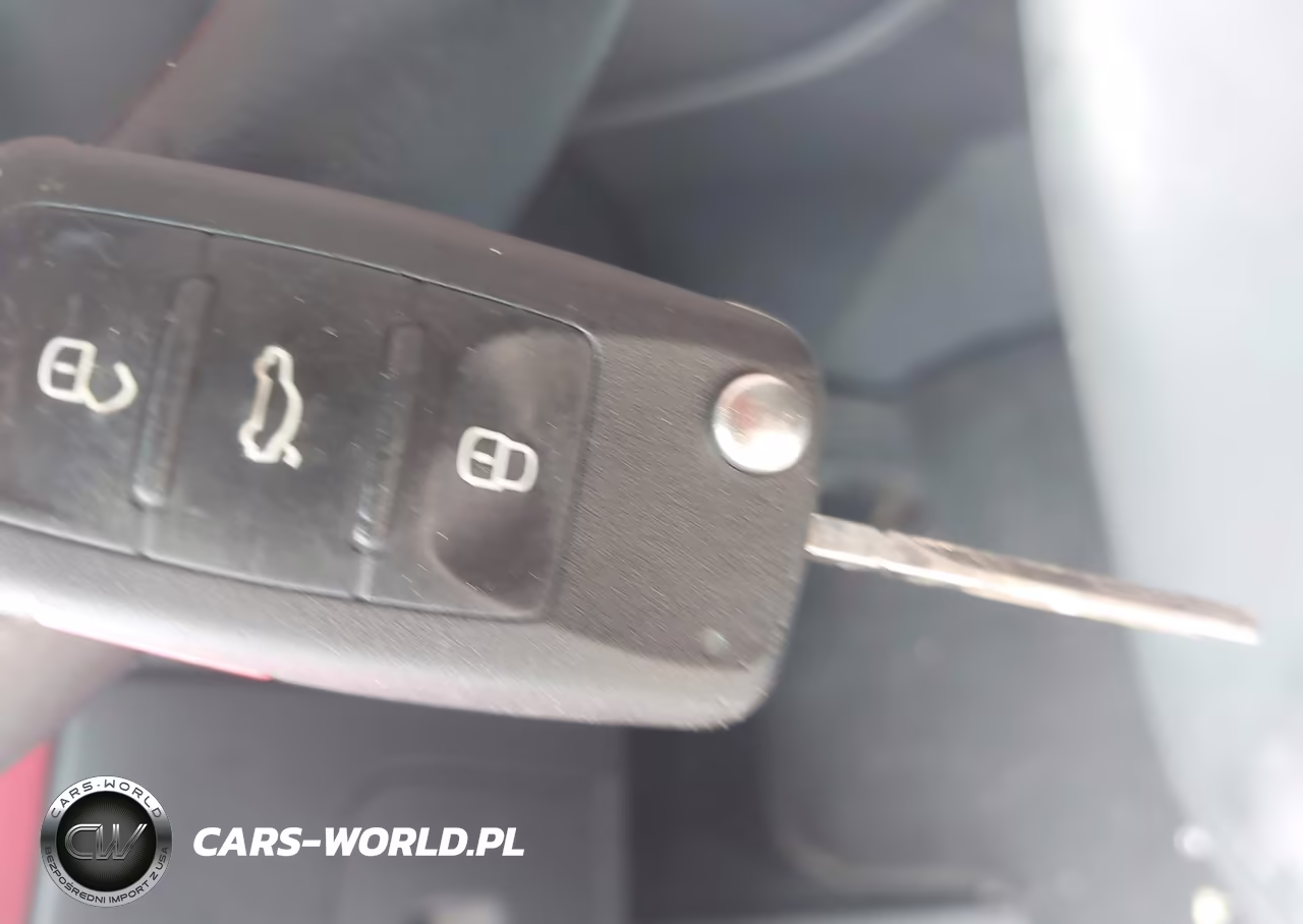 2012 Volkswagen Beetle 2.5L VIN:3VWJP7AT4CM612573 - 11
