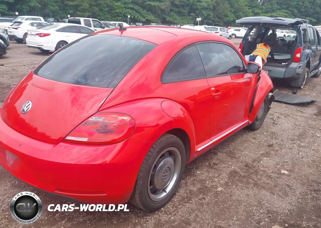 2012 Volkswagen Beetle 2.5L VIN:3VWJP7AT4CM612573 - 4
