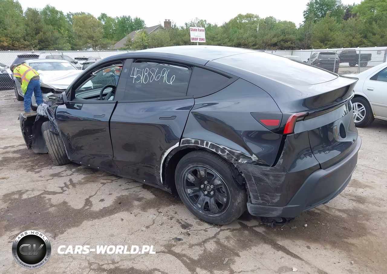 2026 Tesla Model Y All-Wheel Drive-Long Range Launch Series-Premium VIN:7SAYGDEE3TA640865 - 3