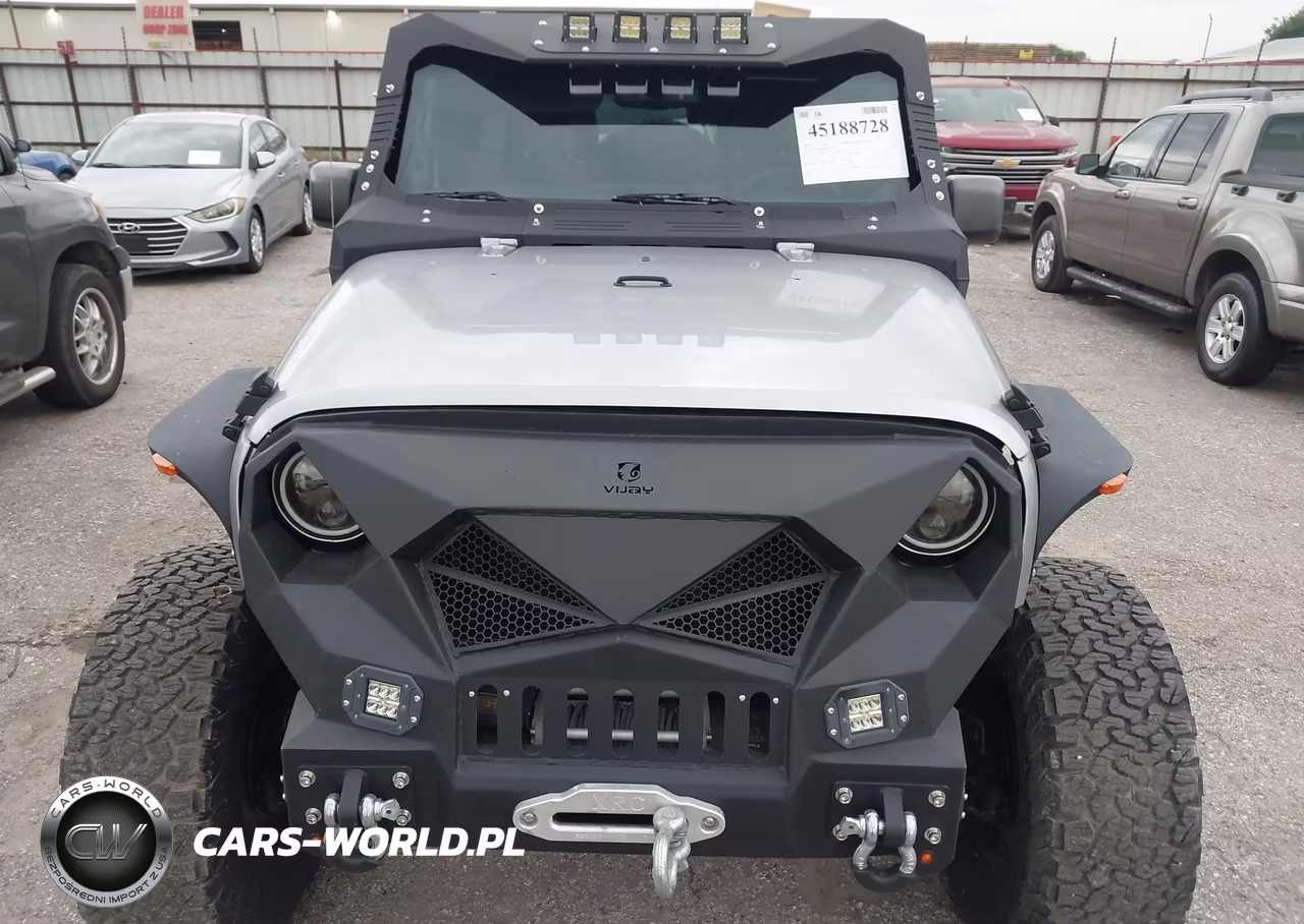 2017 Jeep Wrangler Unlimited Sport 4X4 VIN:1C4BJWDGXHL593070 - 6