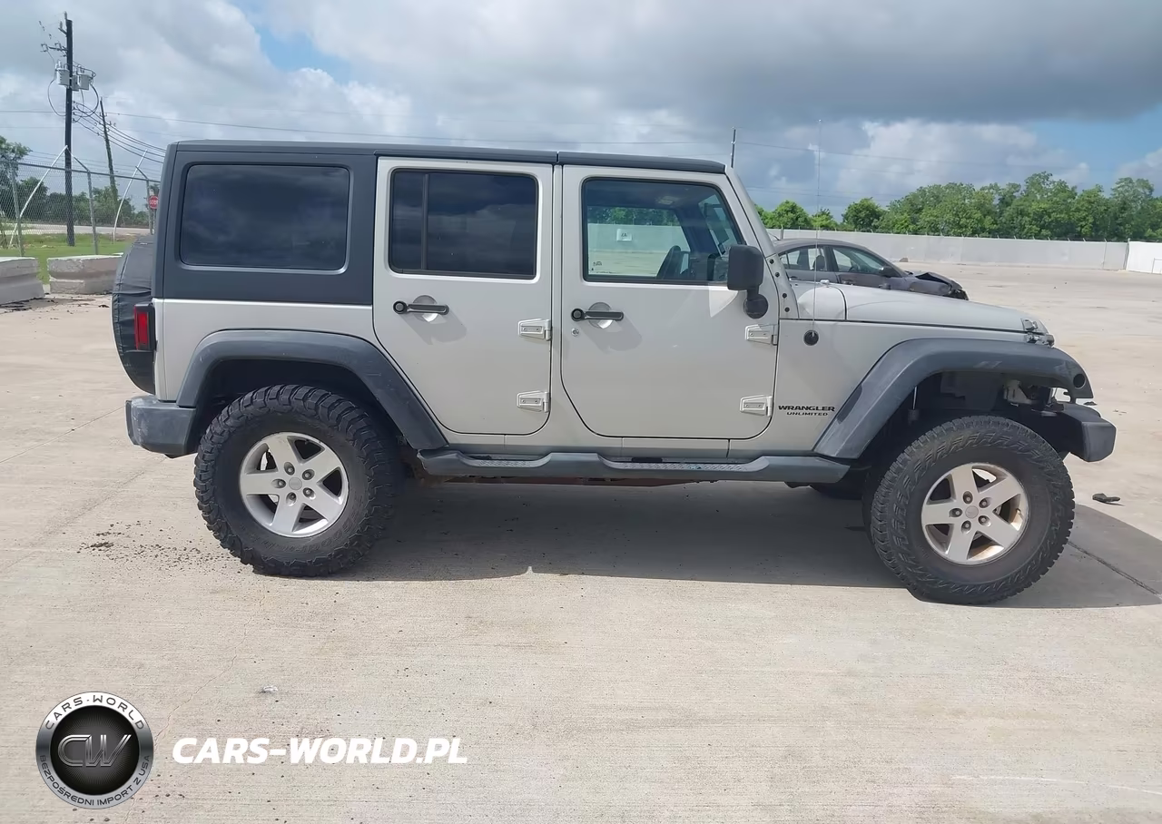 2007 Jeep Wrangler Unlimited X VIN:1J4GB39147L108808 - 13