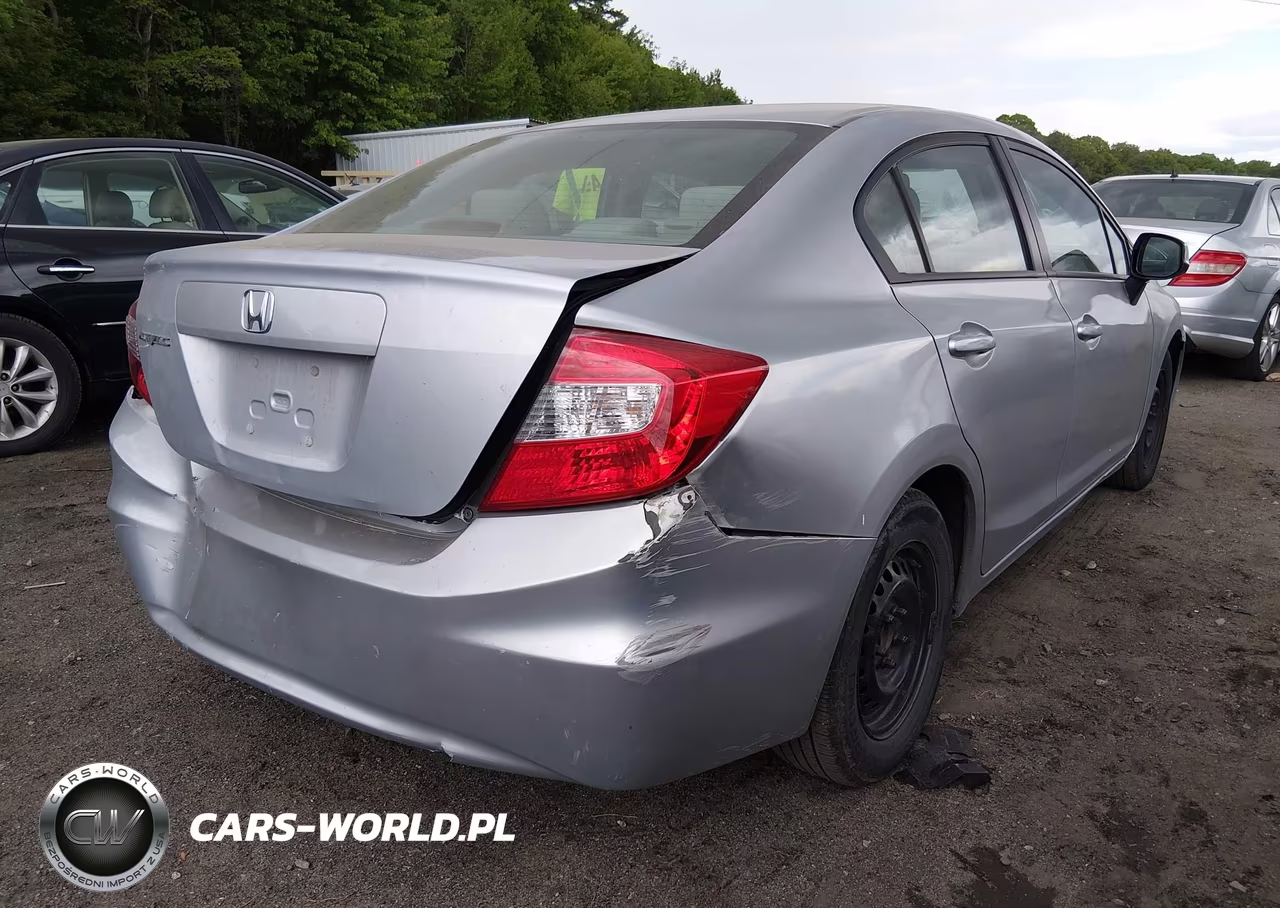 2012 Honda Civic Lx VIN:2HGFB2F58CH557887 - 4