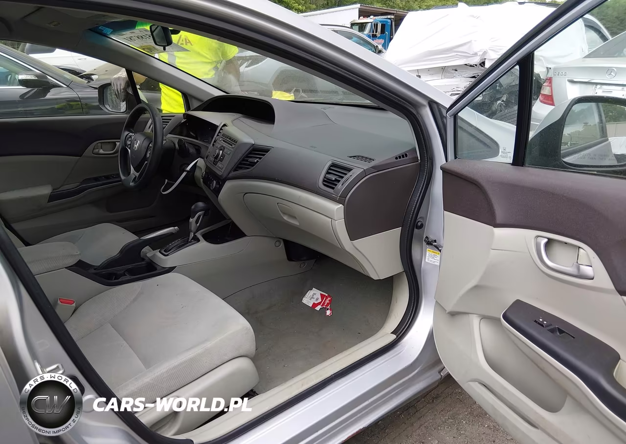 2012 Honda Civic Lx VIN:2HGFB2F58CH557887 - 5