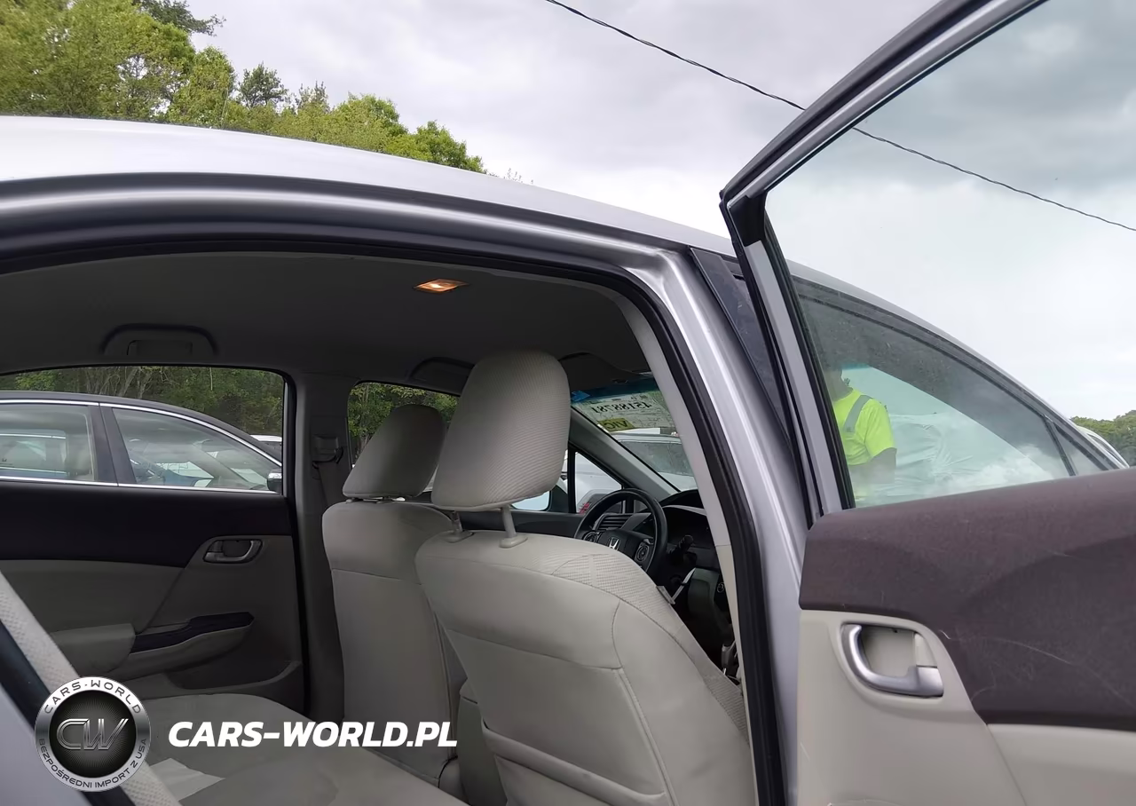 2012 Honda Civic Lx VIN:2HGFB2F58CH557887 - 8