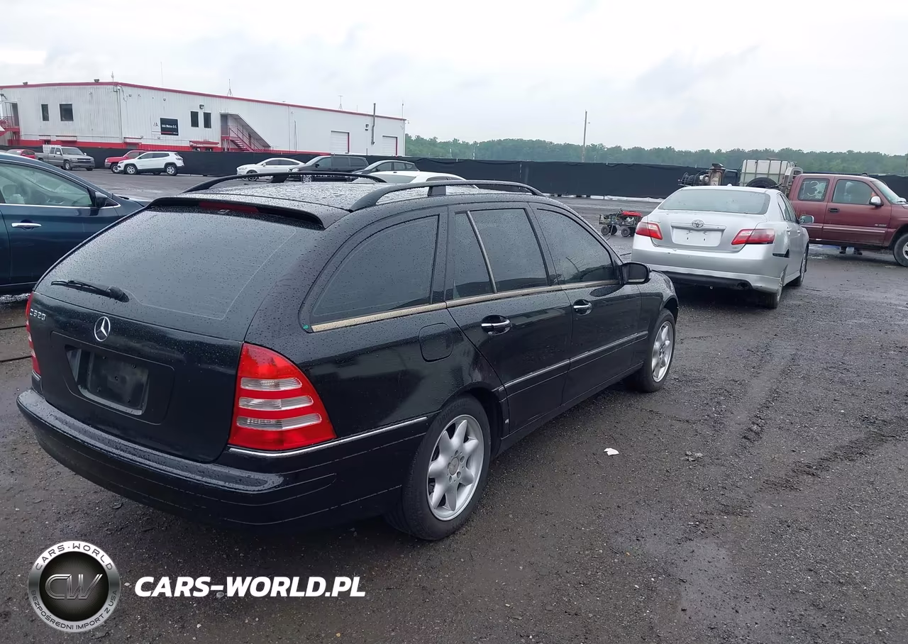 2002 Mercedes-Benz C 320 VIN:WDBRH64J32F246500 - 4