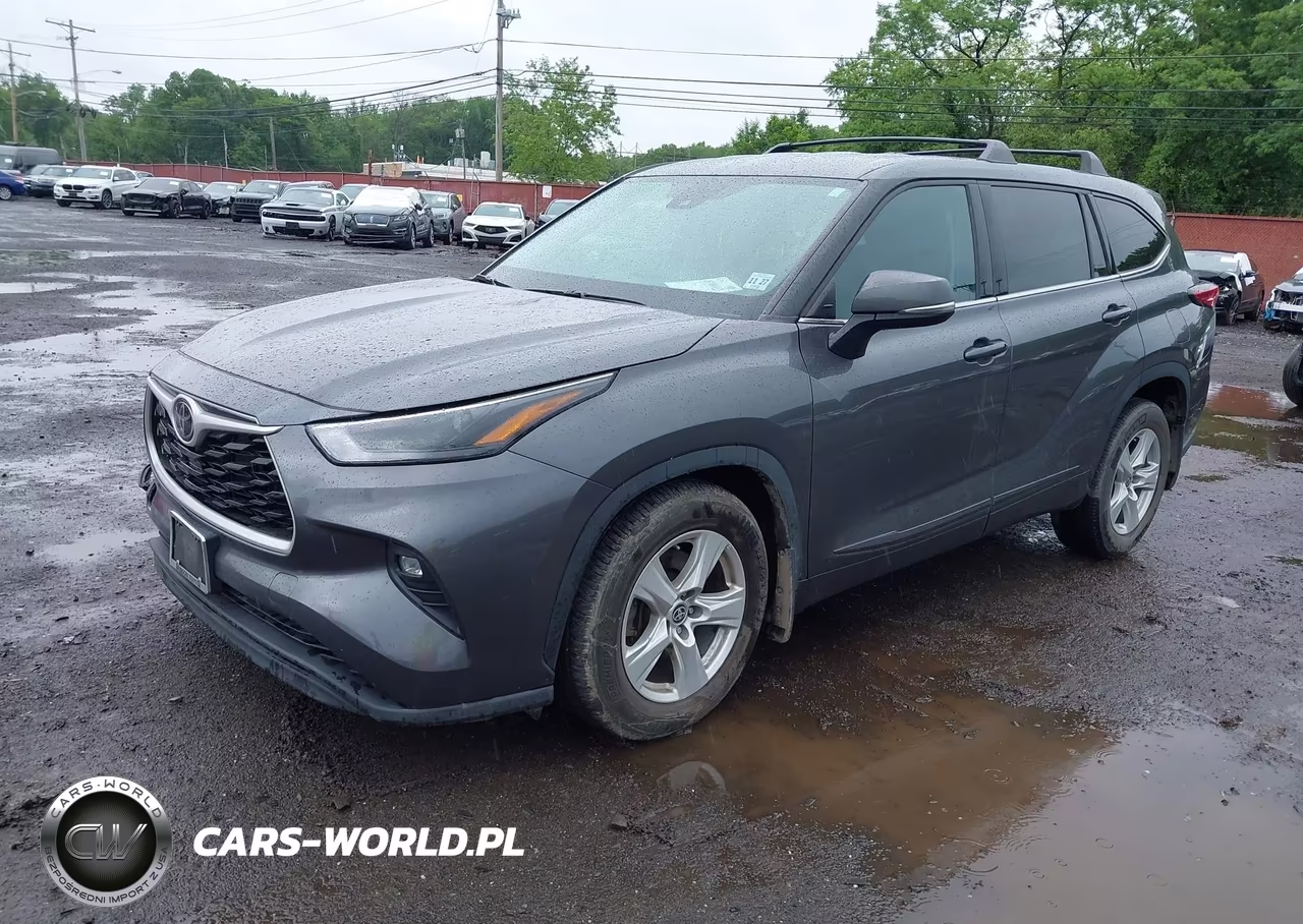 2022 Toyota Highlander Le VIN:5TDBZRBH6NS250367 - 2