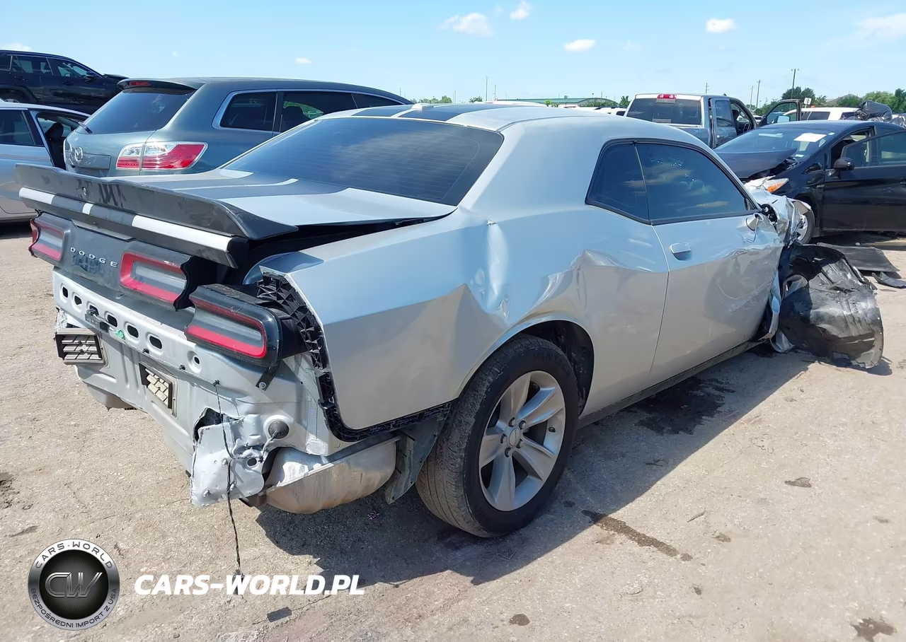 2023 Dodge Challenger Sxt VIN:2C3CDZAGXPH578117 - 4
