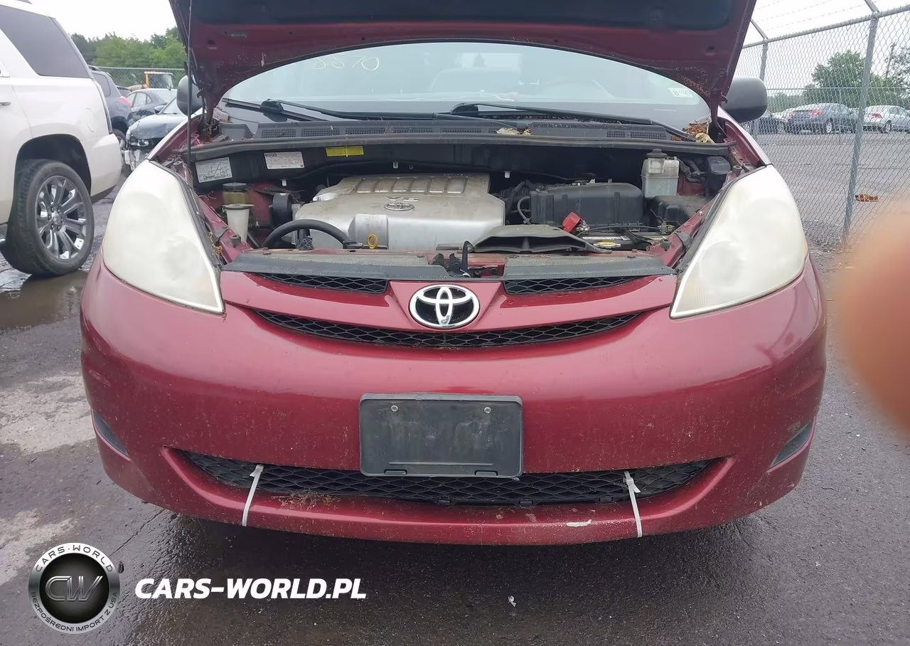 2010 Toyota Sienna Le VIN:5TDKK4CC3AS290717 - 12