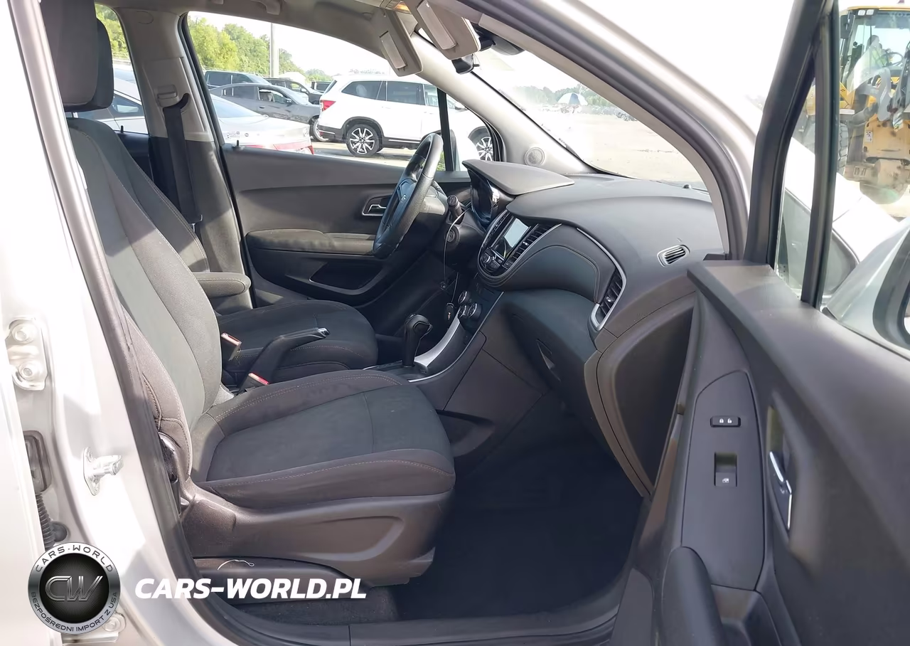 2019 Chevrolet Trax Ls VIN:3GNCJKSB4KL161260 - 5