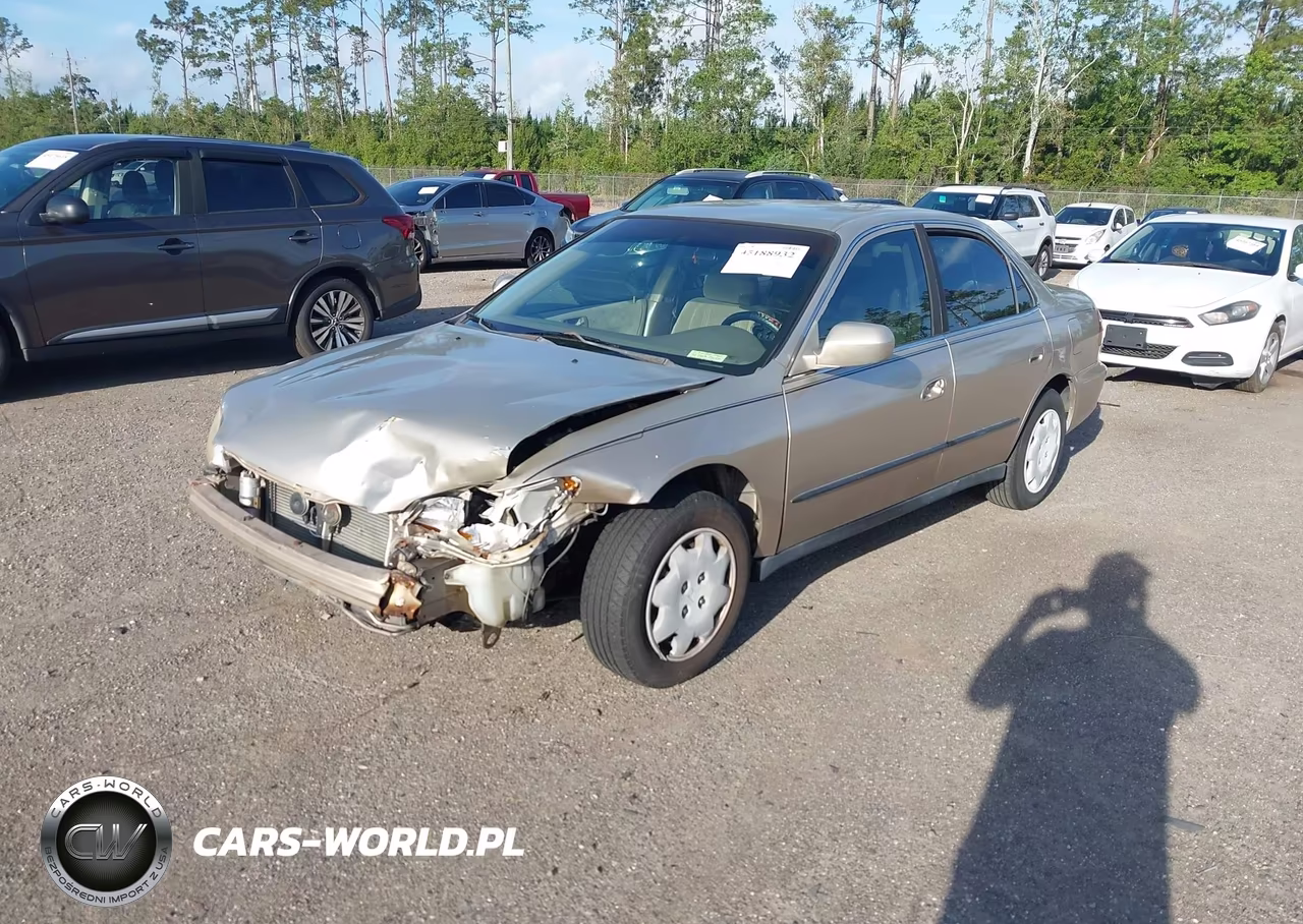 2000 Honda Accord 2.3 Lx VIN:1HGCG5649YA146808 - 2