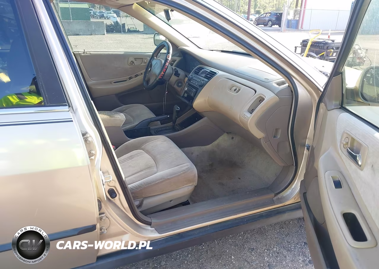2000 Honda Accord 2.3 Lx VIN:1HGCG5649YA146808 - 5