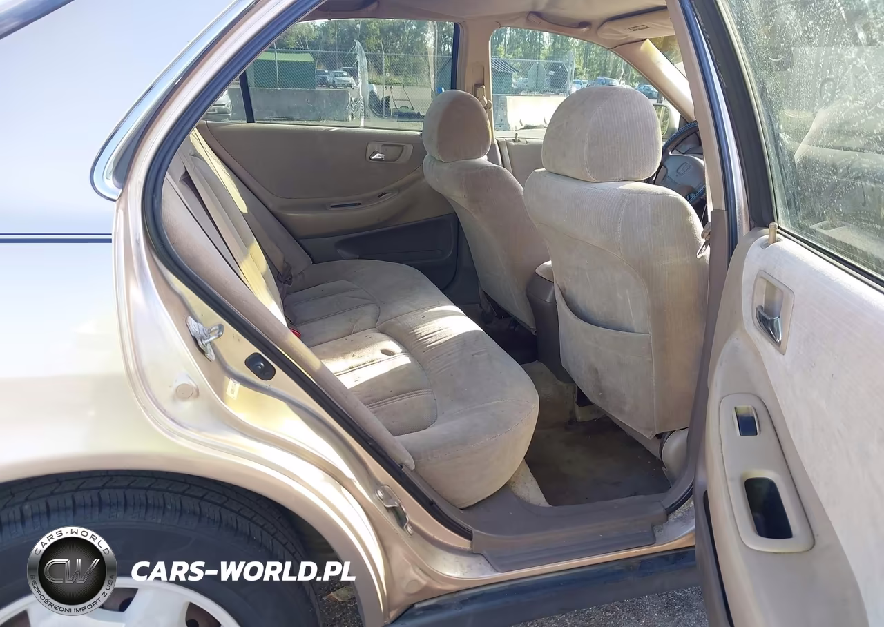 2000 Honda Accord 2.3 Lx VIN:1HGCG5649YA146808 - 8