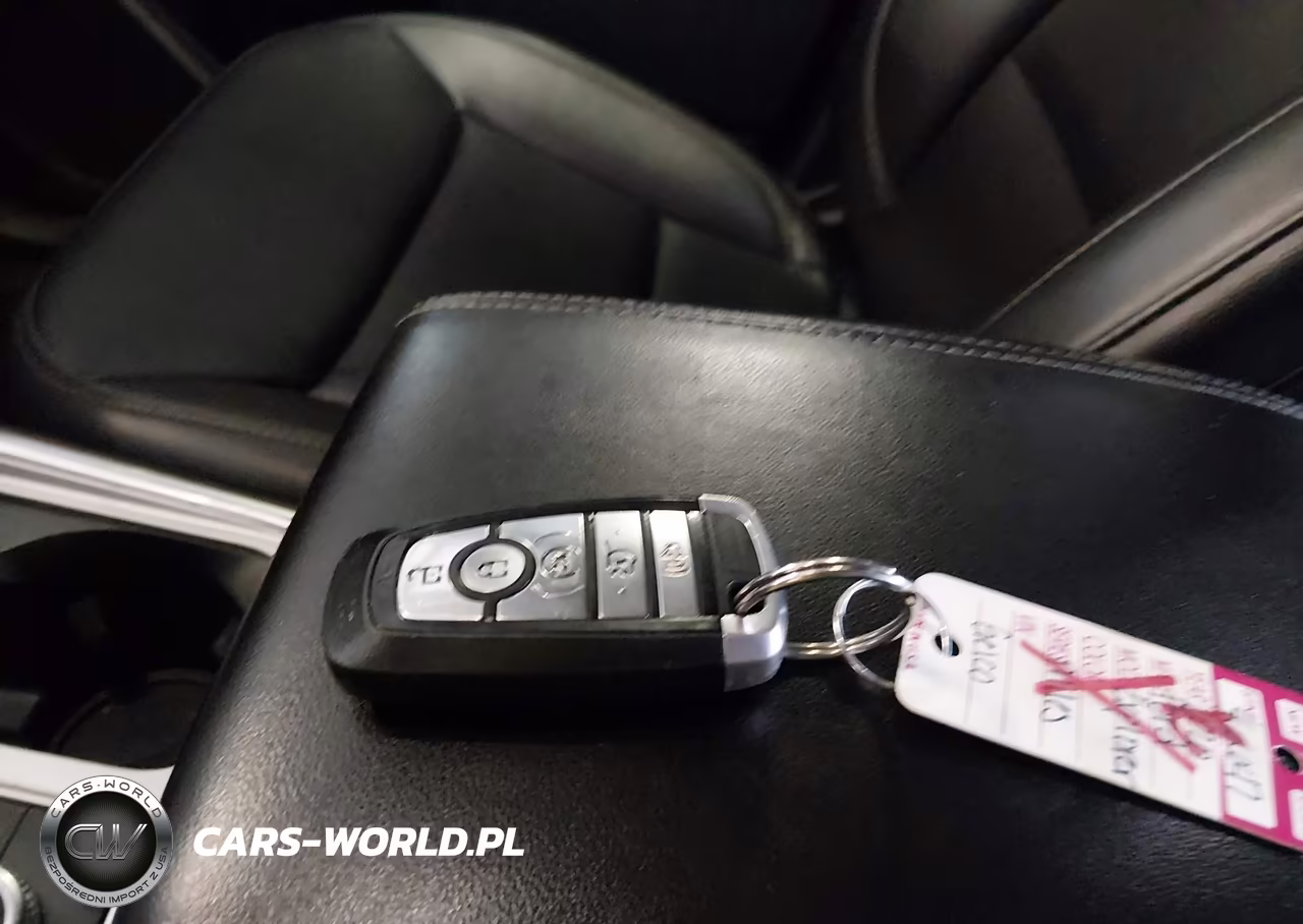 2020 Ford Explorer Xlt VIN:1FMSK8DH8LGC42088 - 11