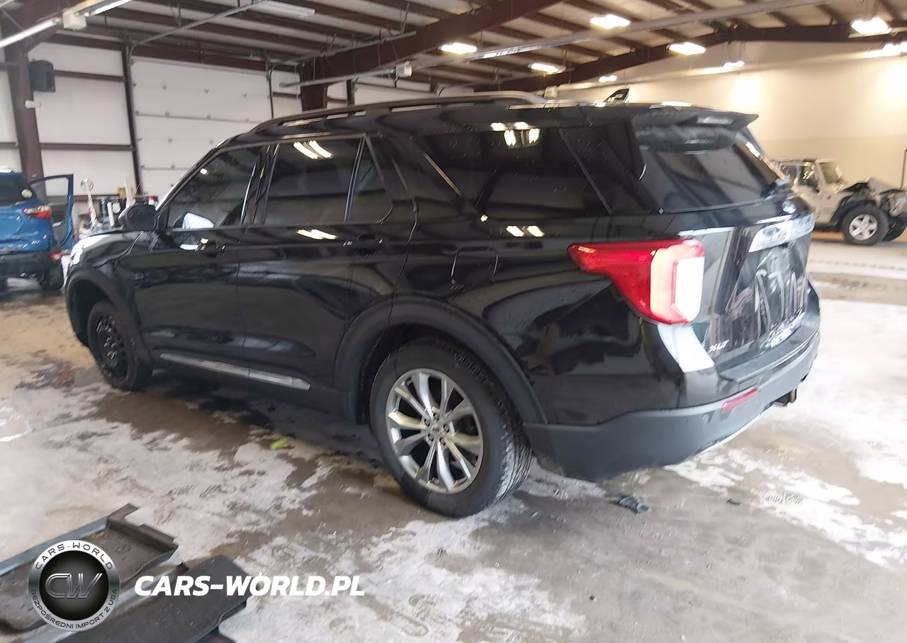2020 Ford Explorer Xlt VIN:1FMSK8DH8LGC42088 - 3